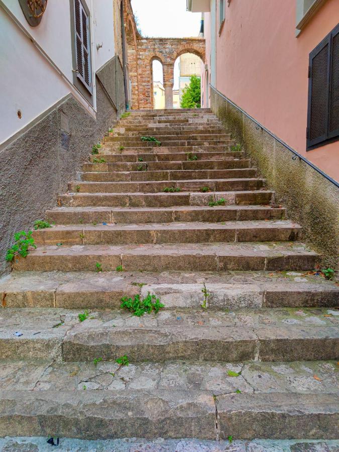Nari Bed&Breakfast Gaeta Exterior photo