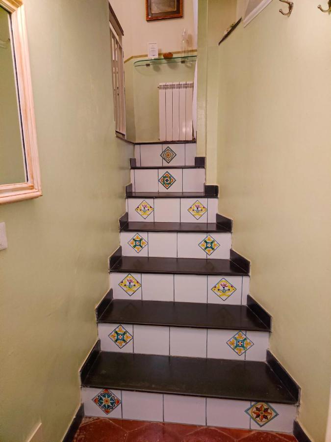 Nari Bed&Breakfast Gaeta Exterior photo